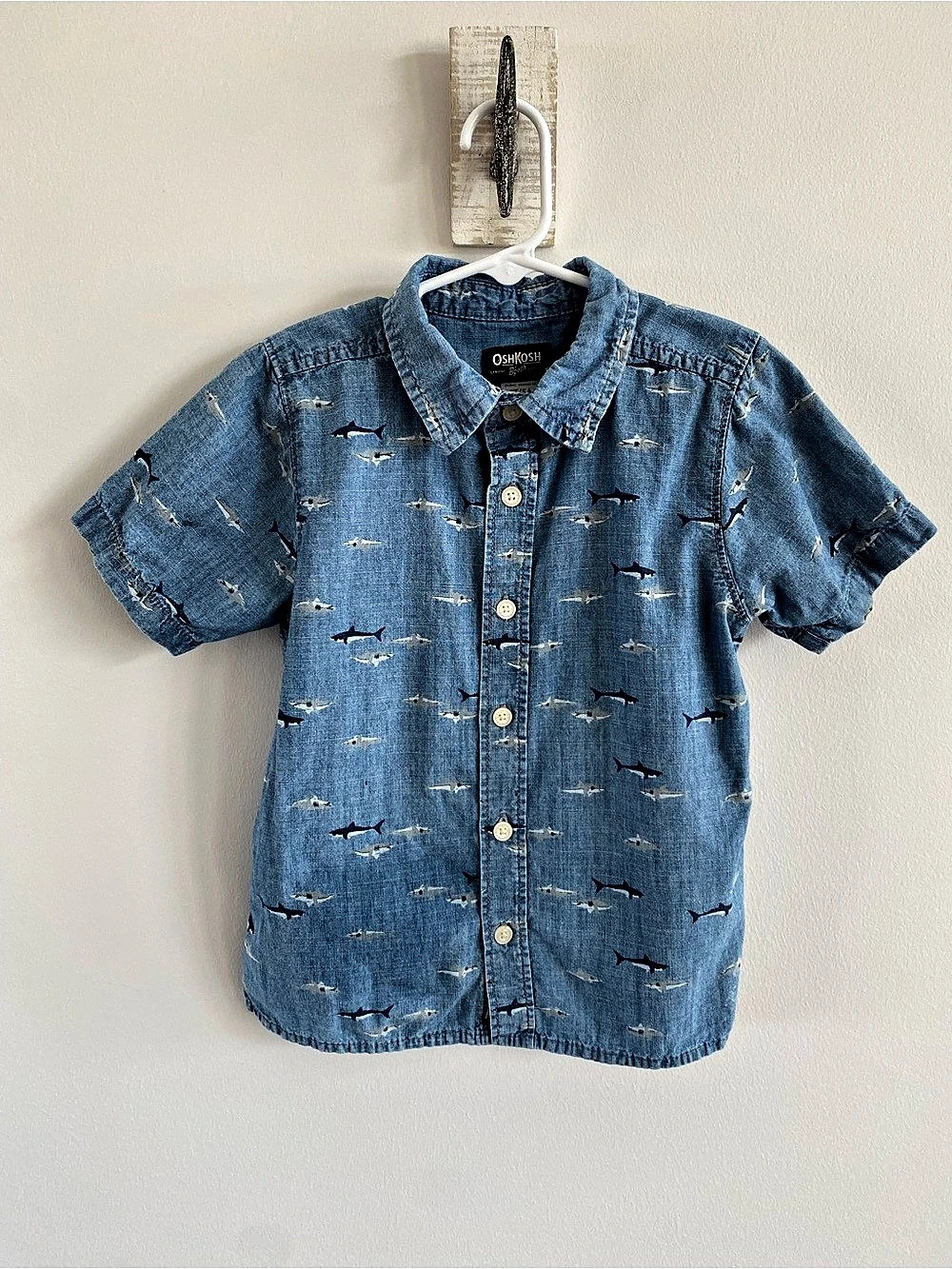 OshKosh B'gosh Kid Shark Print Button-Front Short Sleeve Shirt Boys 5T/5A
